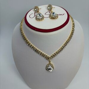 Clear And Gold Teardrop Tennis Lariat Necklace And Earrings Set